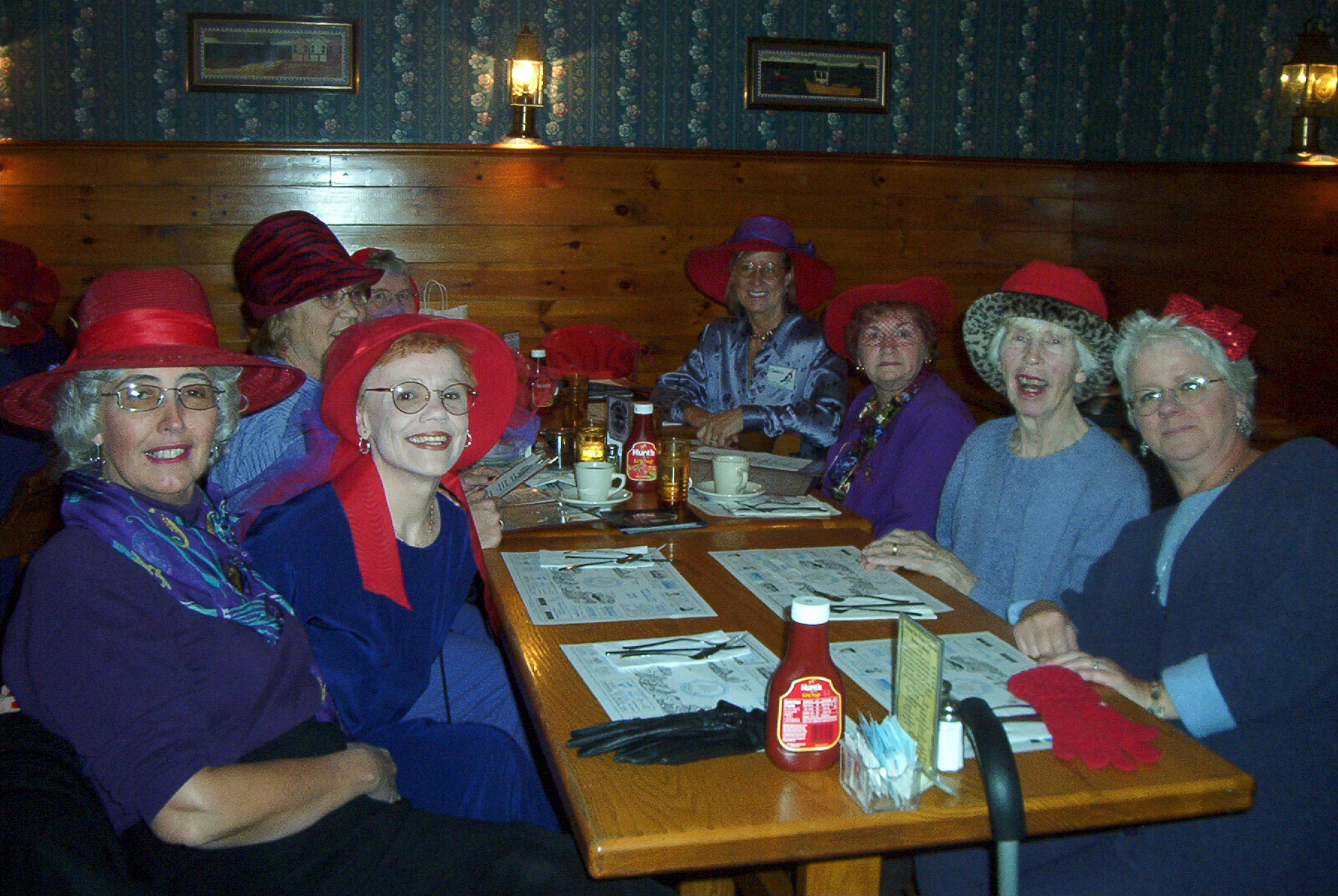 redhatsocietyb.jpg